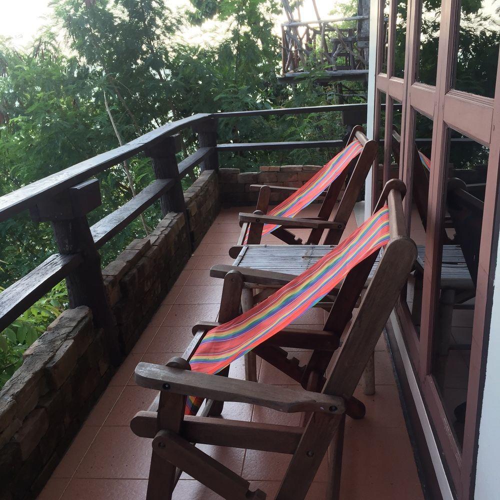 Bamboo Bay Resort Ко-Ланта Экстерьер фото