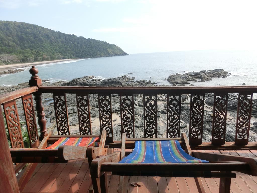 Bamboo Bay Resort Ко-Ланта Экстерьер фото