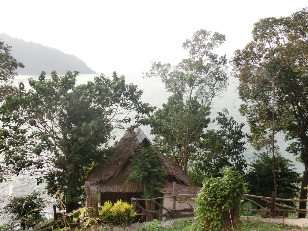 Bamboo Bay Resort Ко-Ланта Экстерьер фото