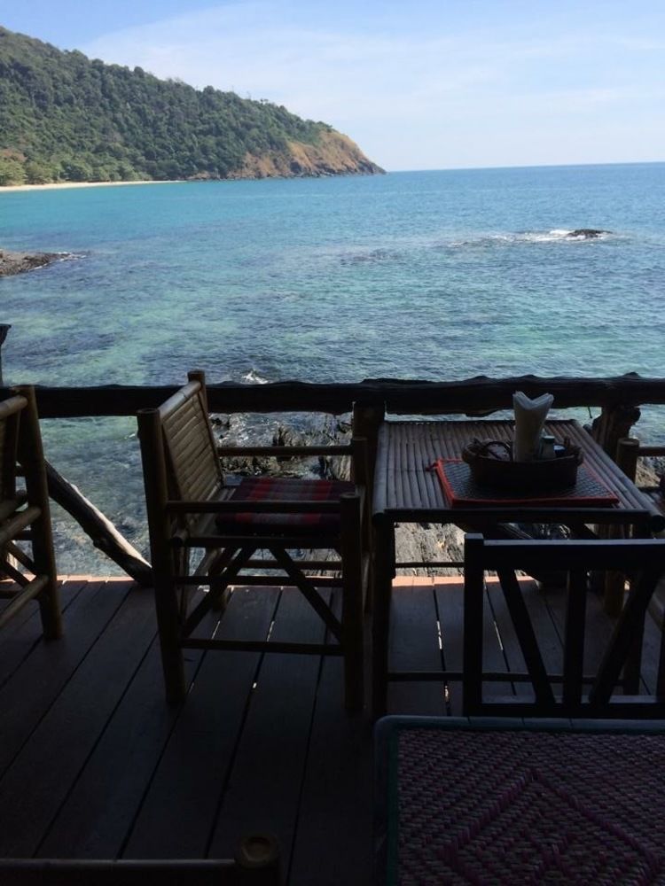 Bamboo Bay Resort Ко-Ланта Экстерьер фото
