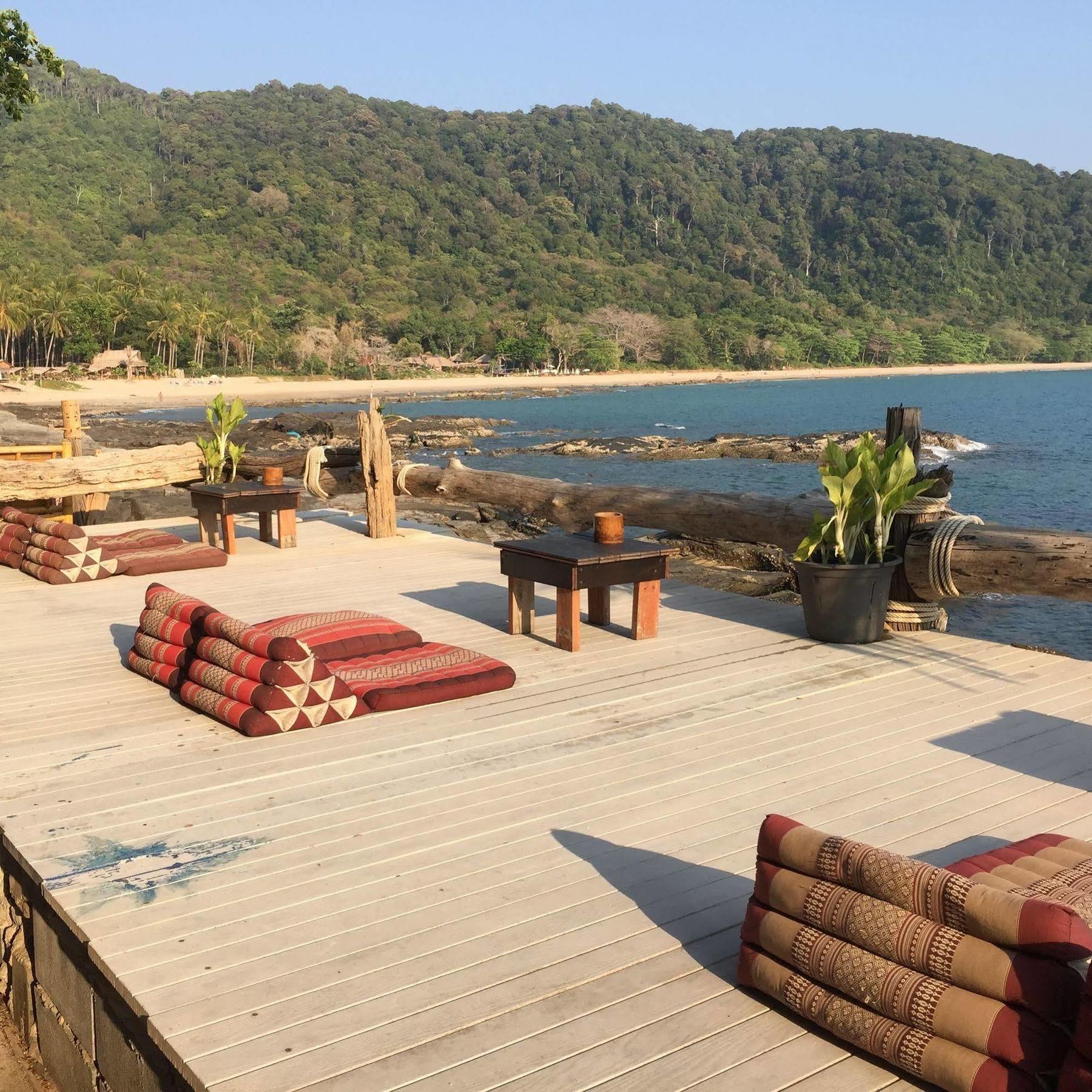 Bamboo Bay Resort Ко-Ланта Экстерьер фото