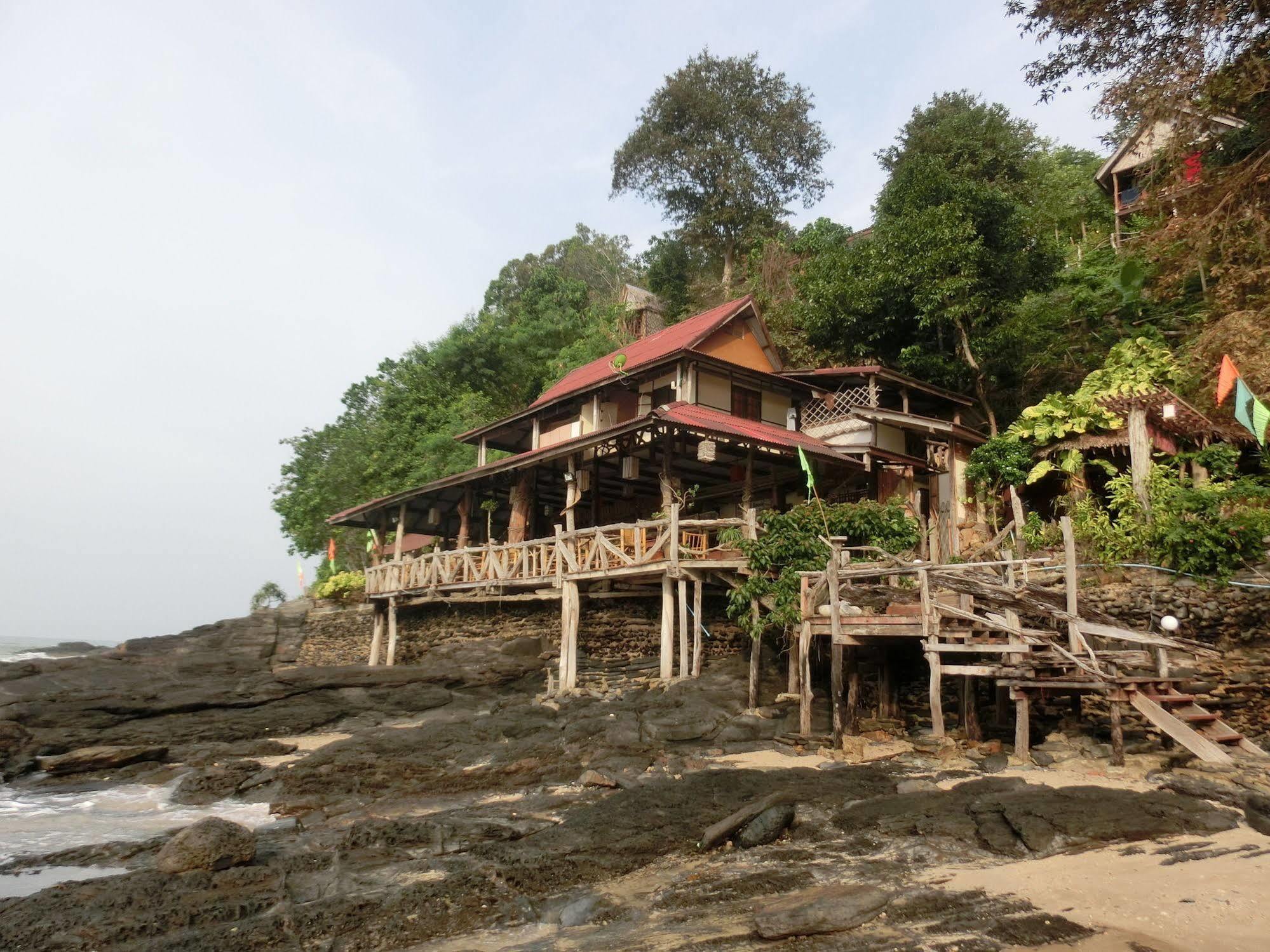 Bamboo Bay Resort Ко-Ланта Экстерьер фото